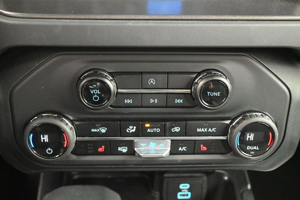 Used 2025 Ford Bronco Big Bend AWD/4WD image 14