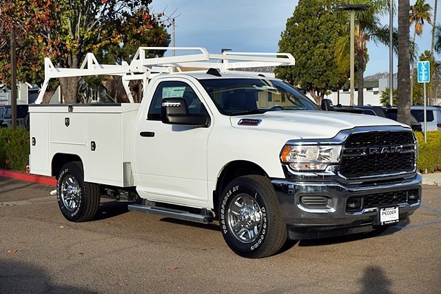 New 2024 RAM 2500 Tradesman w/ Chrome Appearance Group image 6