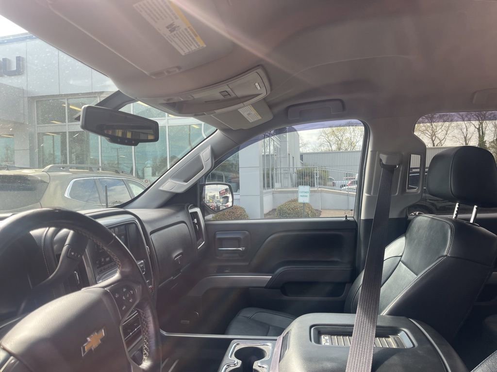 Used 2017 Chevrolet Silverado 1500 LTZ Z71 w/ LTZ Plus Package image 11
