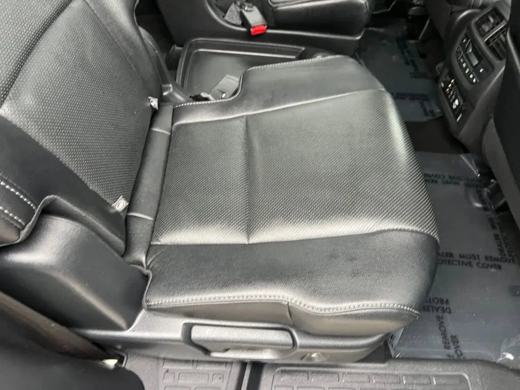 Used 2017 Honda Pilot Elite image 18