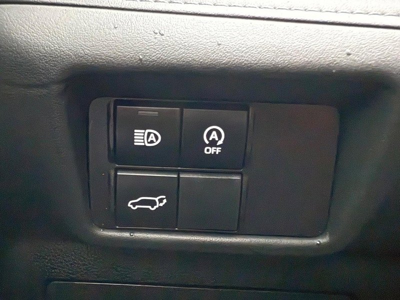 Used 2024 Toyota Highlander XLE image 30