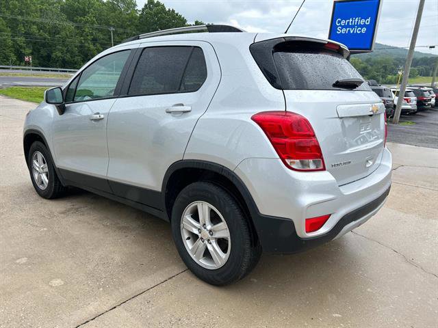 Certified 2022 Chevrolet Trax LT w/ LT Convenience Package image 6
