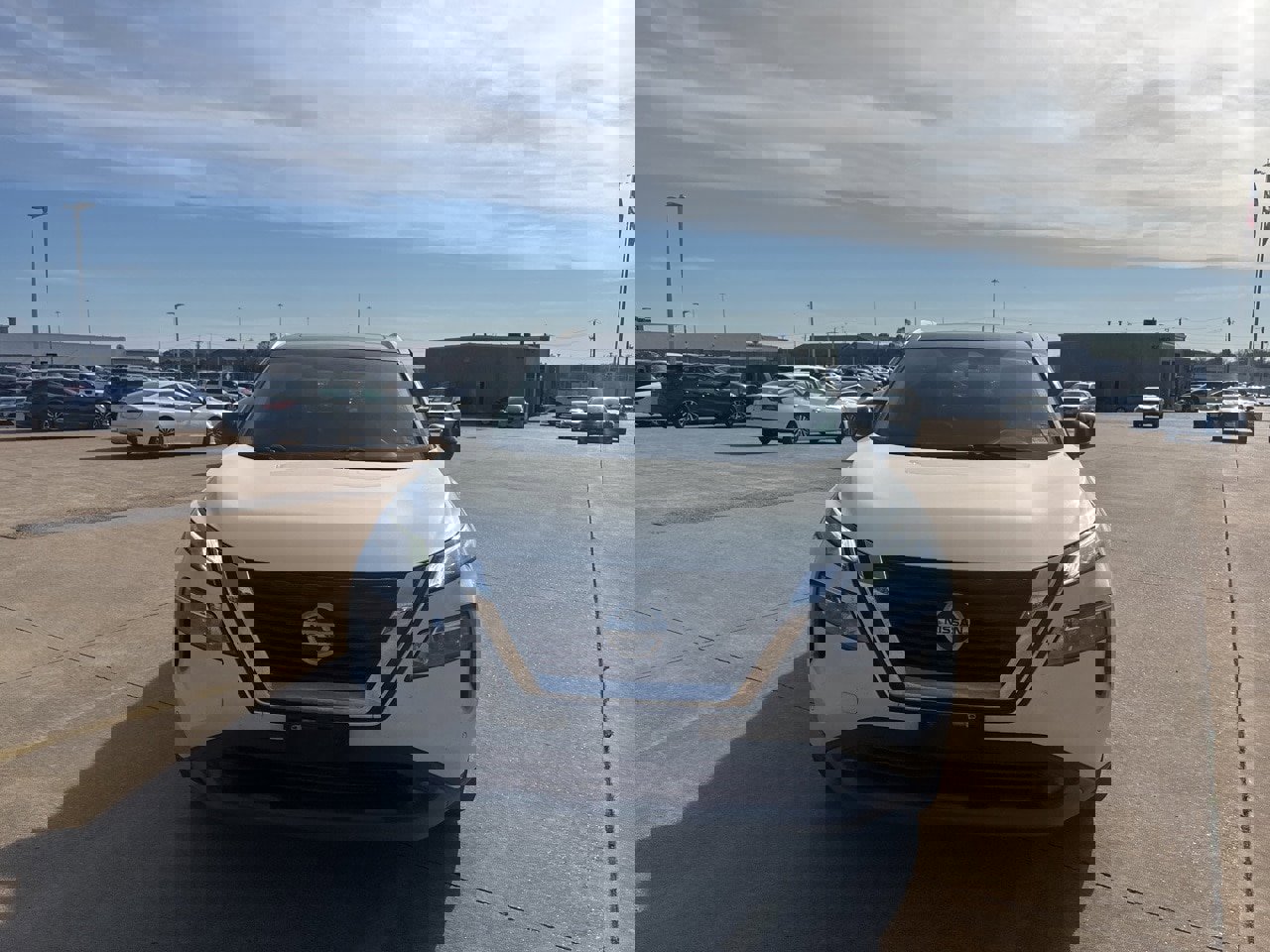 Used 2021 Nissan Rogue SL w/ Premium Package image 4