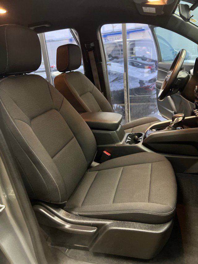 Used 2023 Chevrolet Colorado LT image 12