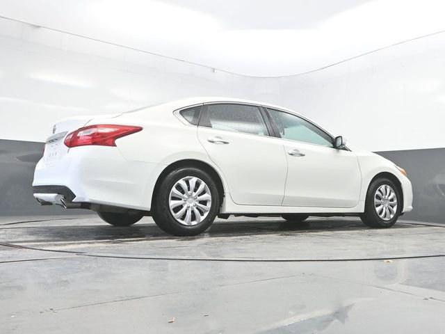 Used 2017 Nissan Altima 2.5 S FWD image 29