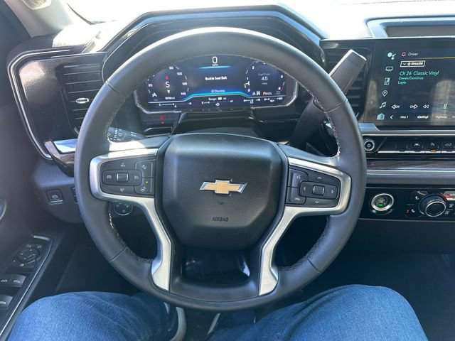 Used 2024 Chevrolet Silverado 1500 LT image 32