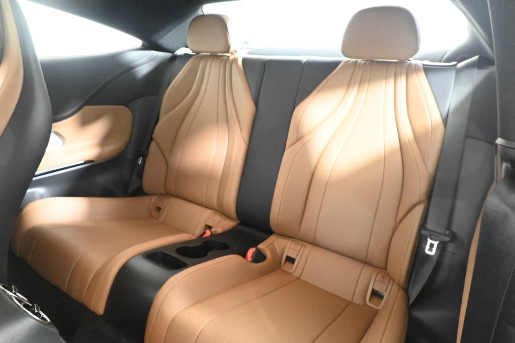 Certified 2026 Mercedes-Benz CLE 300 4MATIC Coupe image 4