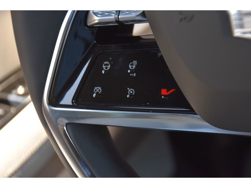 New 2026 Cadillac Vistiq Sport image 34