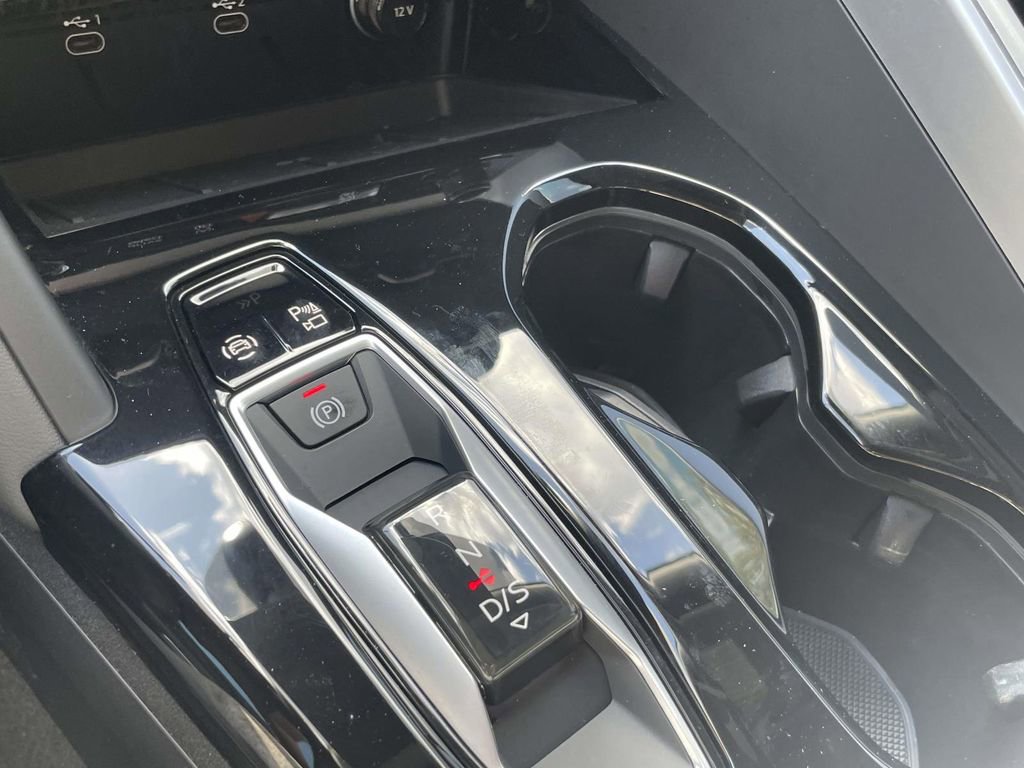 Used 2025 Audi Q5 Premium image 21