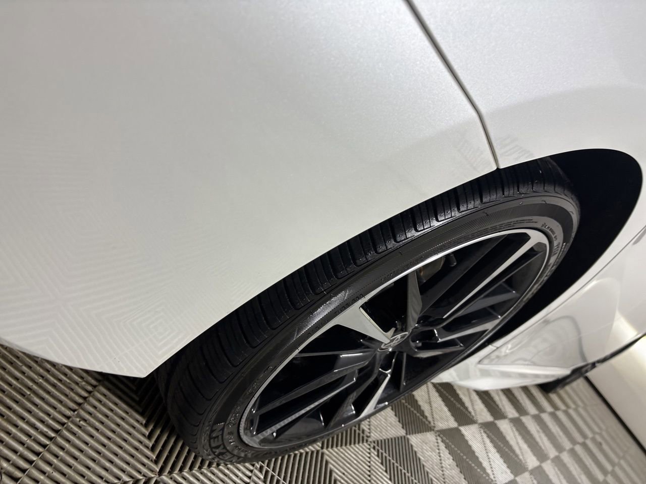 Used 2020 Toyota Camry XSE image 35