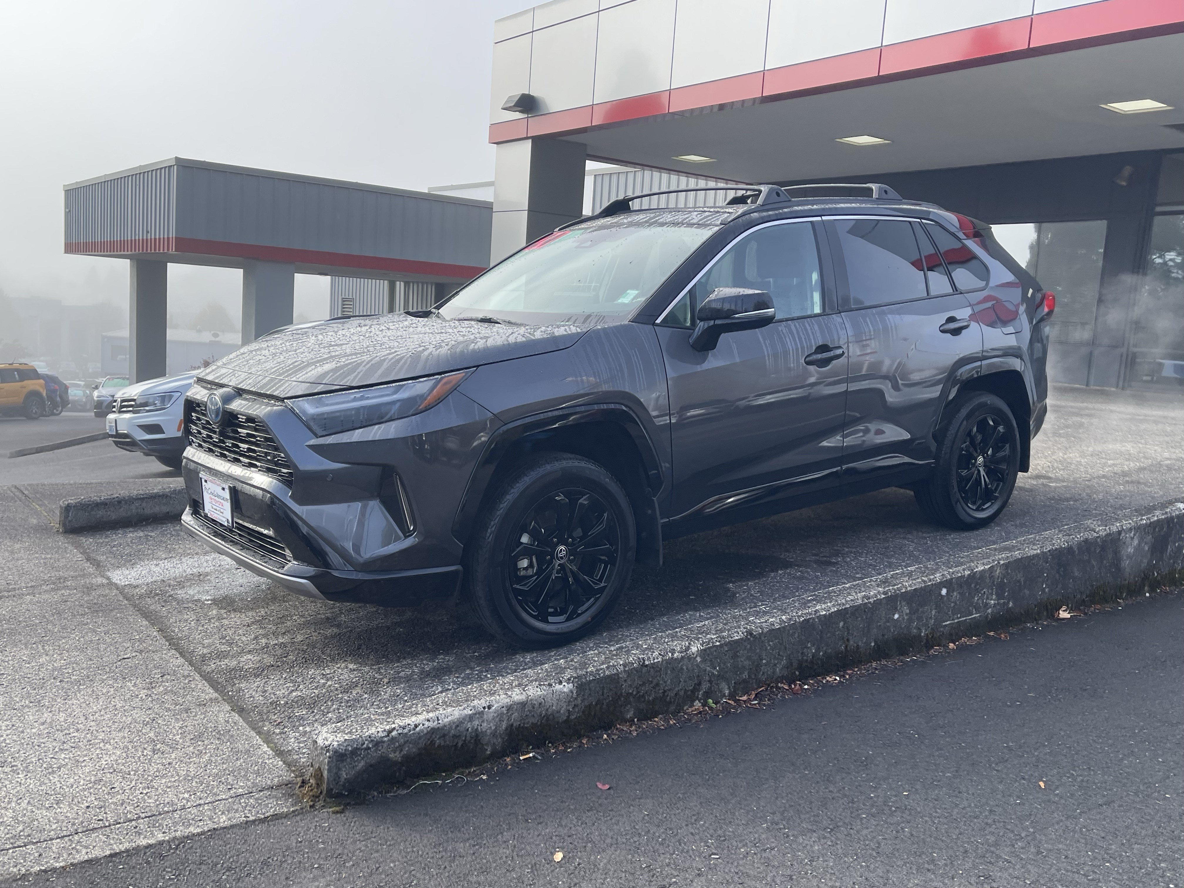 Certified 2024 Toyota RAV4 XSE w/ Advanced Technology Package AWD/4WD image 4