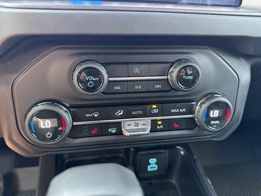 Used 2025 Ford Bronco Big Bend AWD/4WD image 17