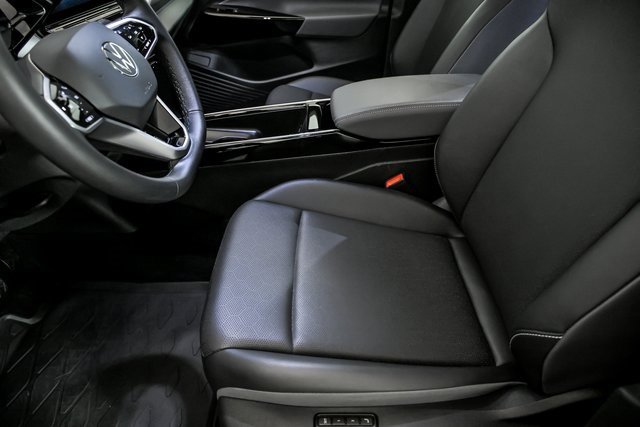 Used 2023 Volkswagen ID.4 Pro S Plus image 11