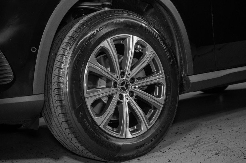 Certified 2026 Mercedes-Benz GLC 300 image 27