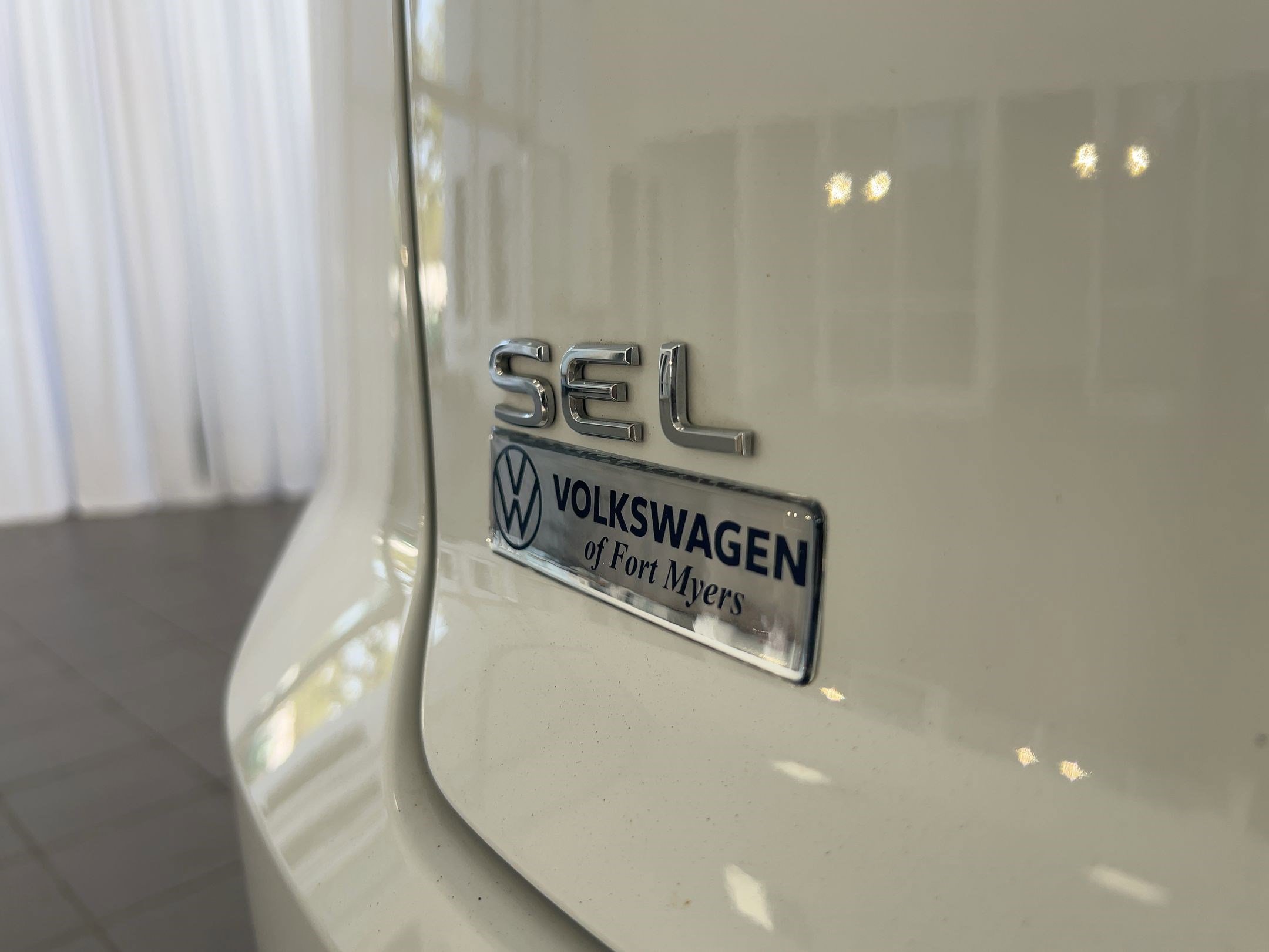 Used 2022 Volkswagen Atlas Cross Sport SEL image 35