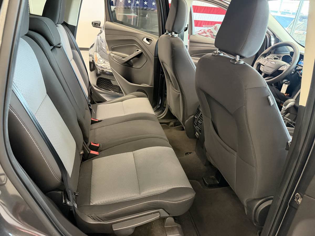 Used 2018 Ford Escape SE AWD/4WD image 16