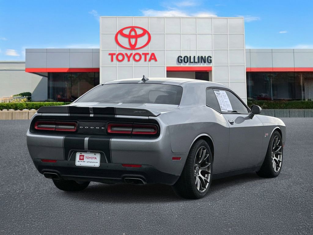 Used 2016 Dodge Challenger SRT w/ Technology Group image 5