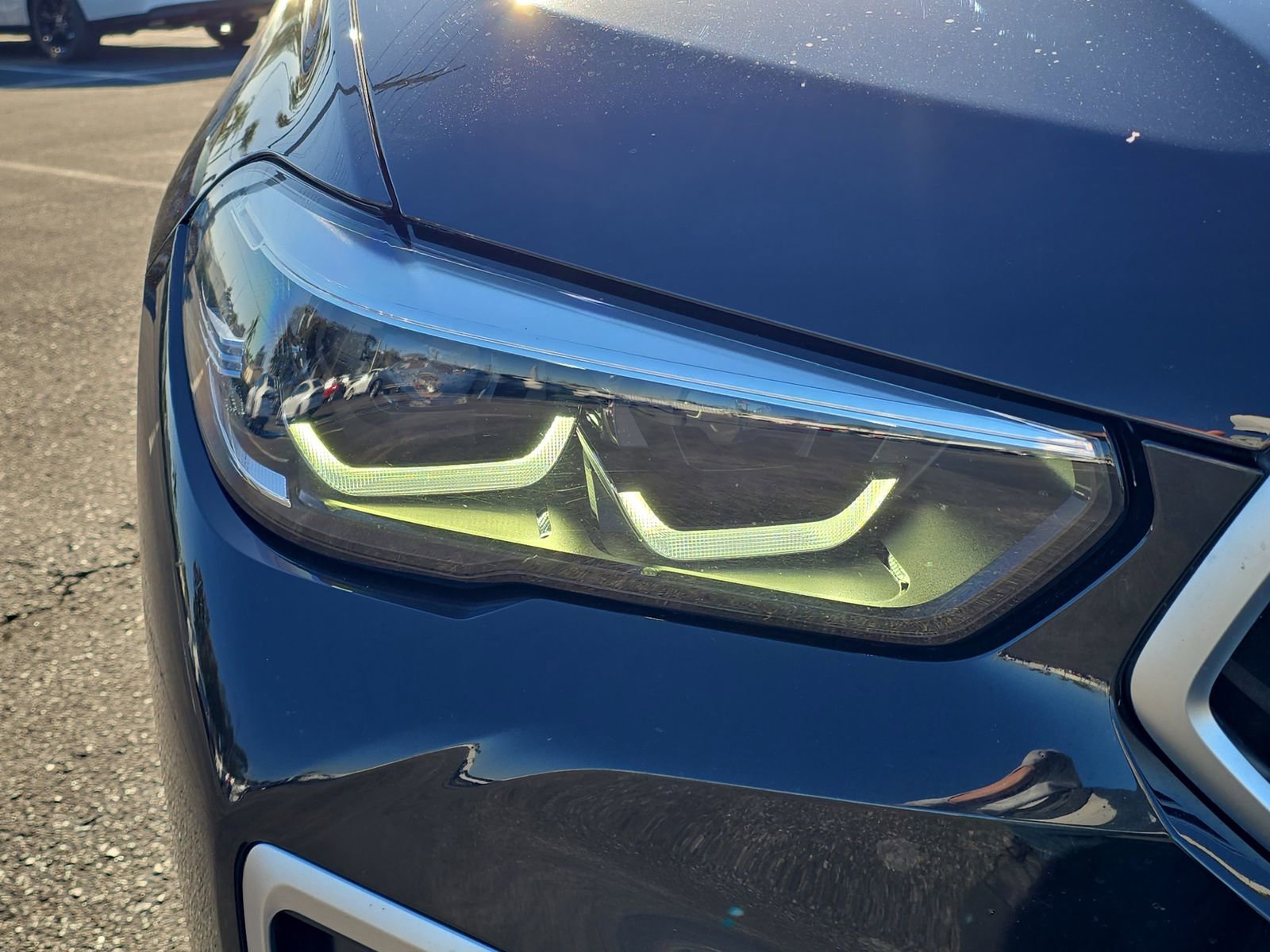 Used 2021 BMW X6 sDrive40i w/ Premium Package image 7