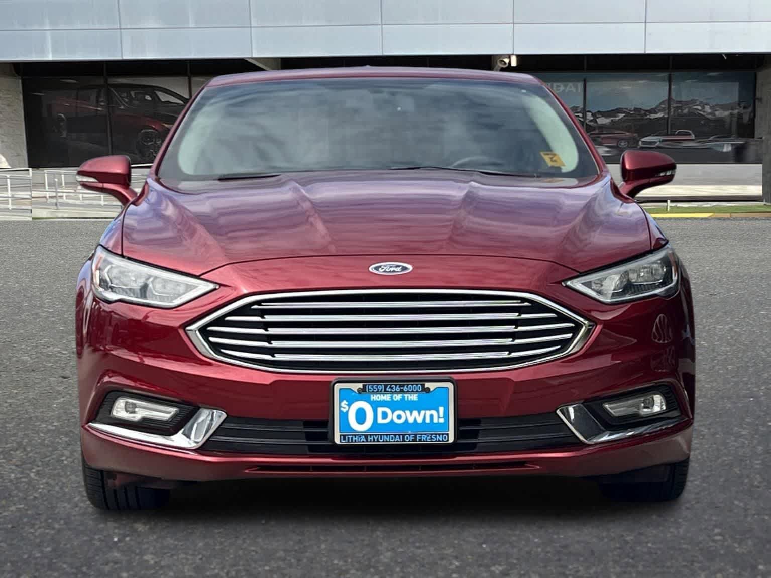 Used 2017 Ford Fusion SE w/ Fusion SE Technology Package FWD image 11