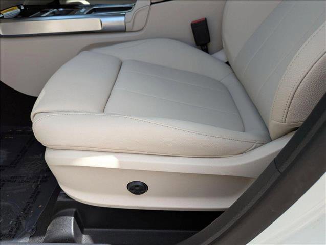 New 2025 Mercedes-Benz GLB 250 image 4