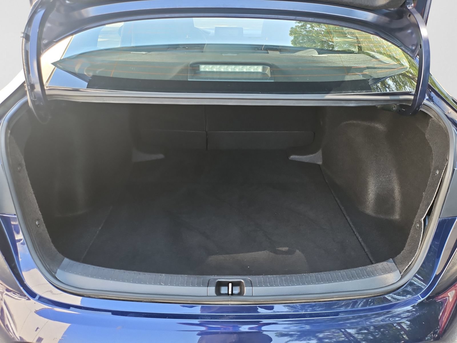 Used 2024 Toyota Corolla LE FWD image 19