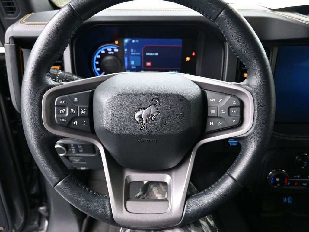 Certified 2024 Ford Bronco Badlands image 15