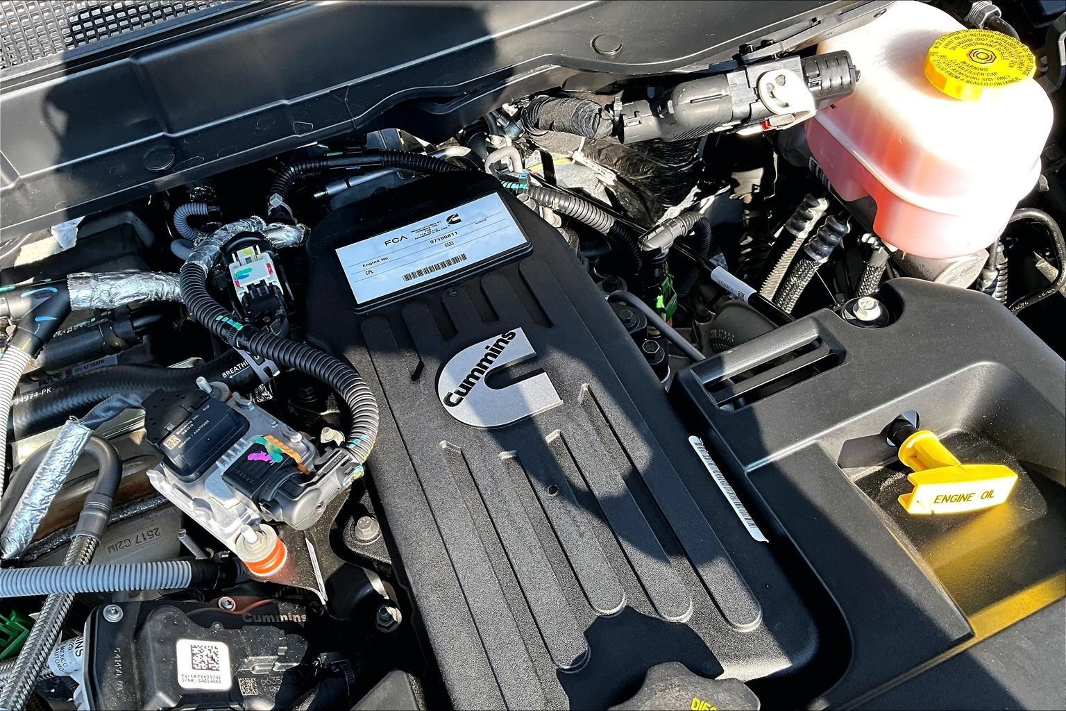 Used 2026 RAM 2500 Laramie AWD/4WD image 34
