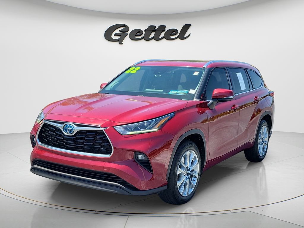 Used 2022 Toyota Highlander Limited FWD image 1