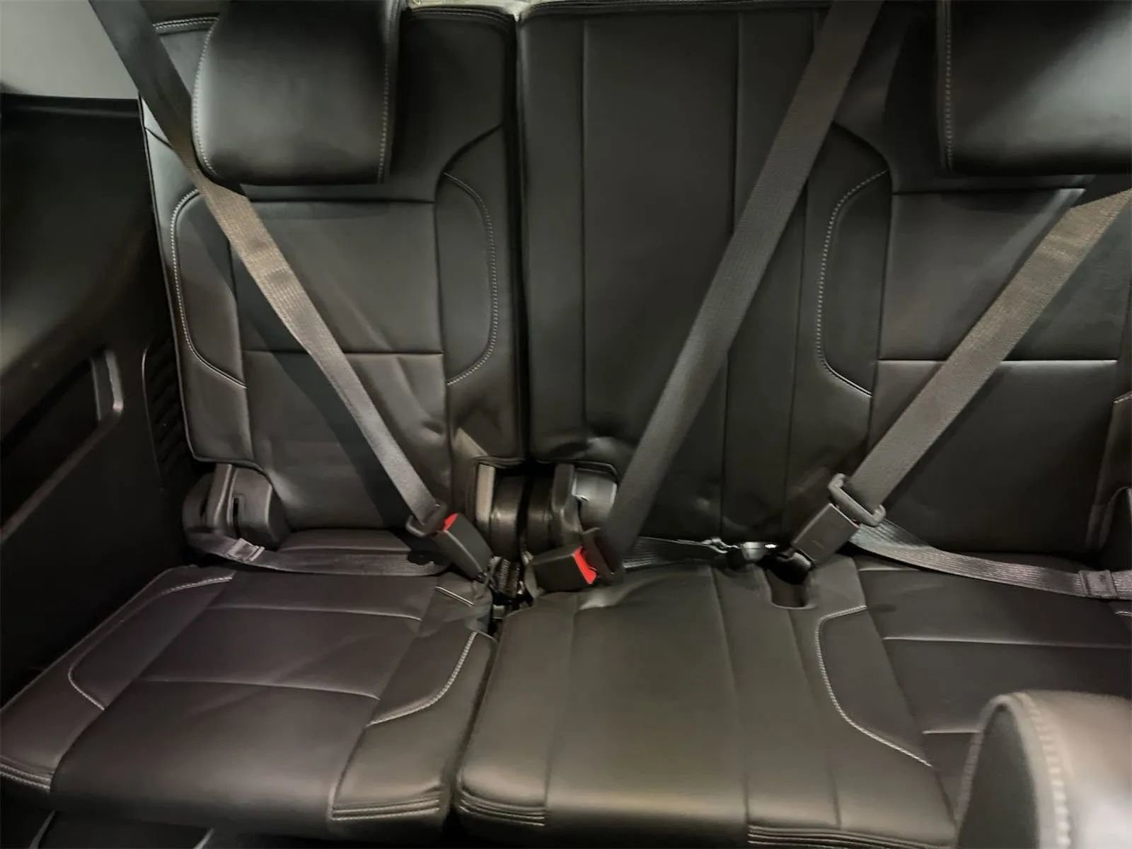 Used 2019 GMC Yukon Denali w/ Denali Ultimate Black Edition image 14