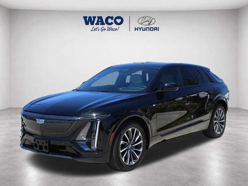 Used 2025 Cadillac Lyriq Sport w/ LPO, Floor Liner Package RWD image 3