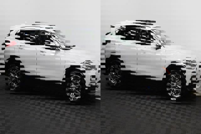 Used 2018 BMW X2 xDrive28i w/ Convenience Package image 3