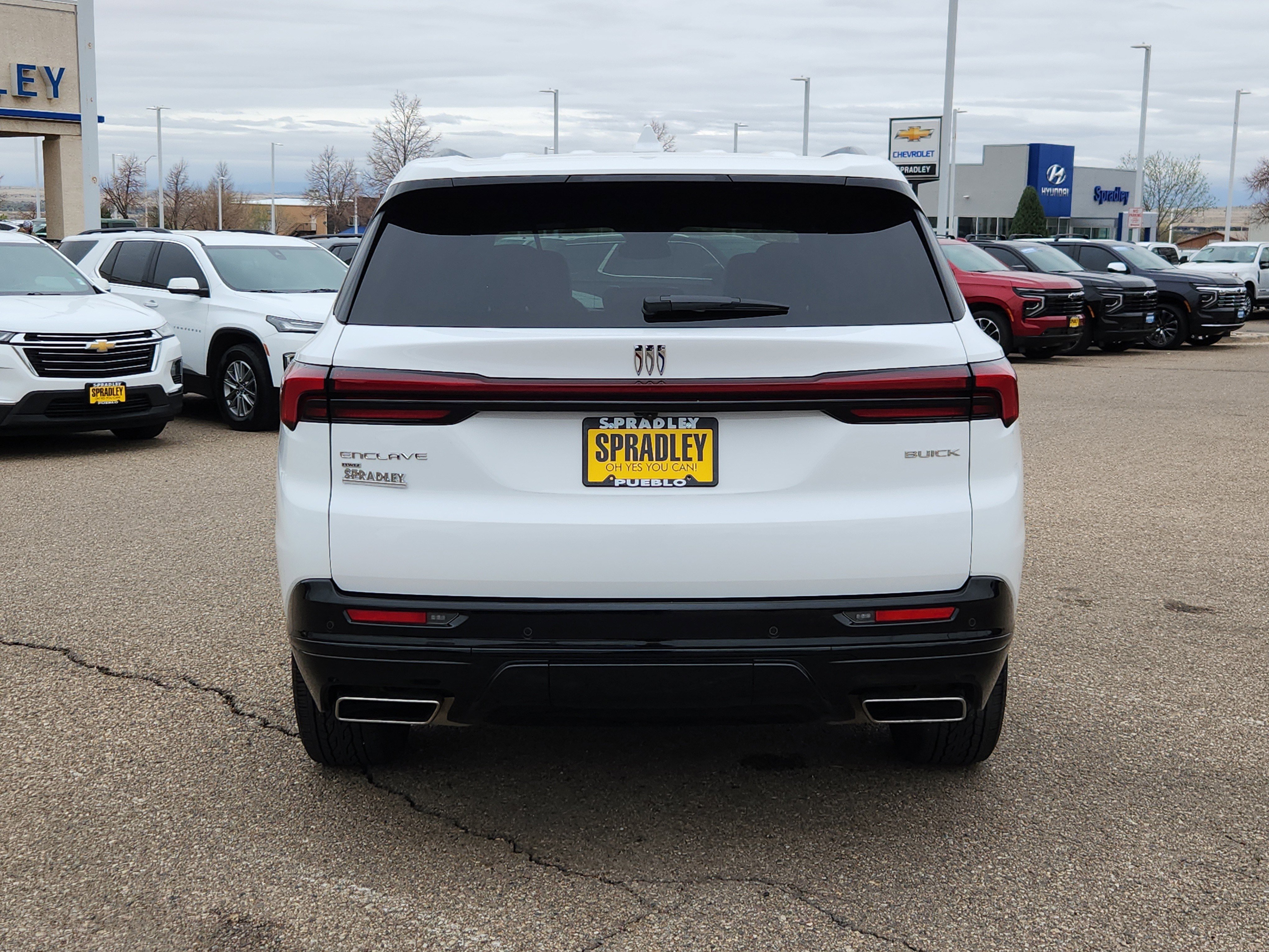 Used 2025 Buick Enclave Sport Touring image 14