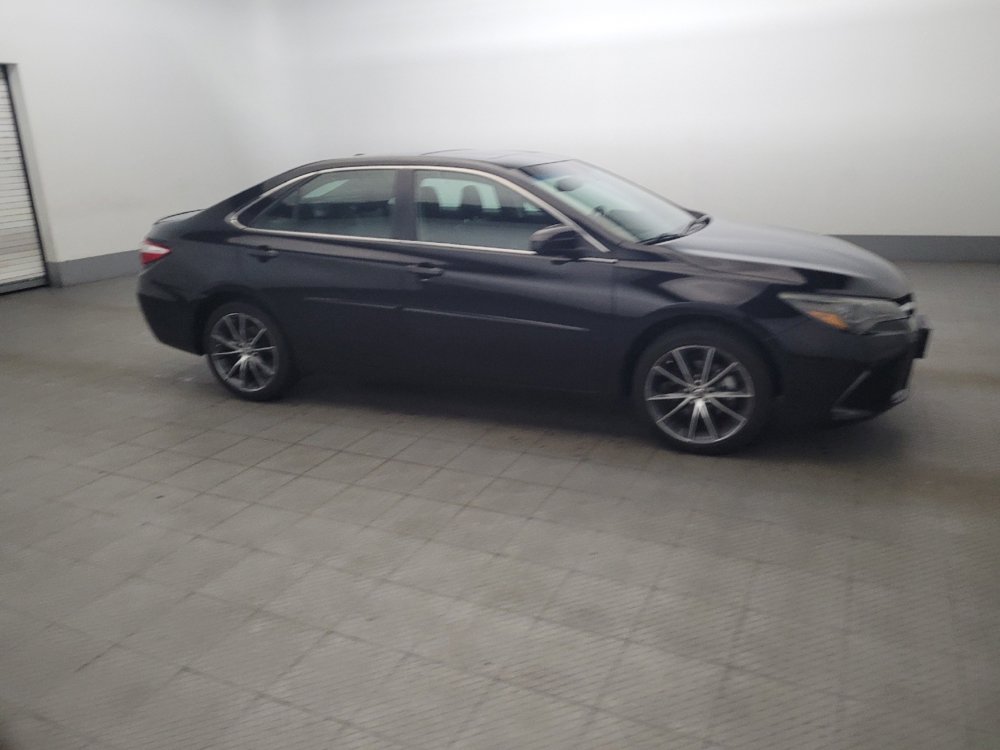 Used 2015 Toyota Camry XSE w/ Advanced Technology Package image 11