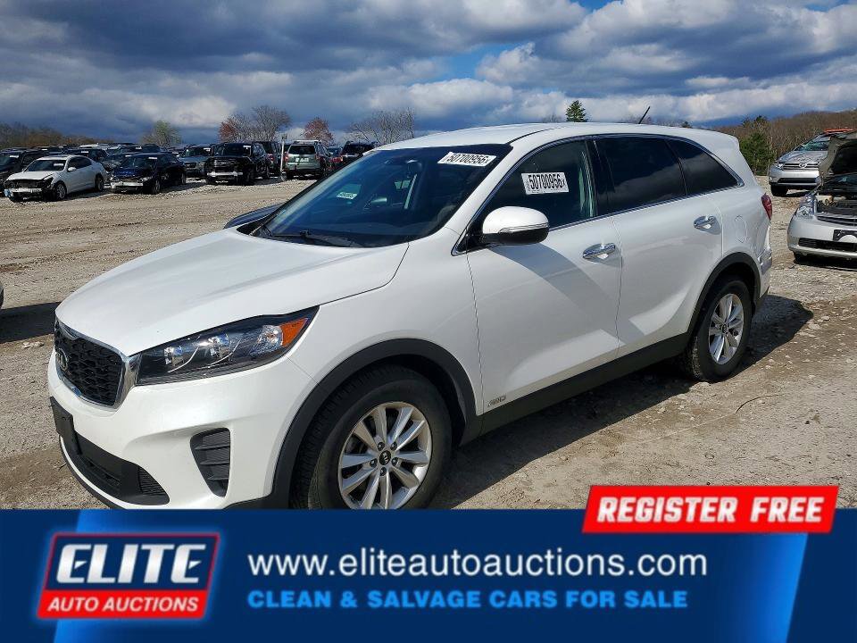 Used 2019 Kia Sorento LX image 2