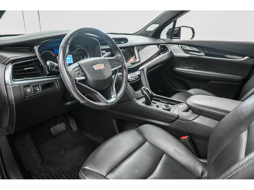 Certified 2024 Cadillac XT6 Premium Luxury AWD/4WD image 11