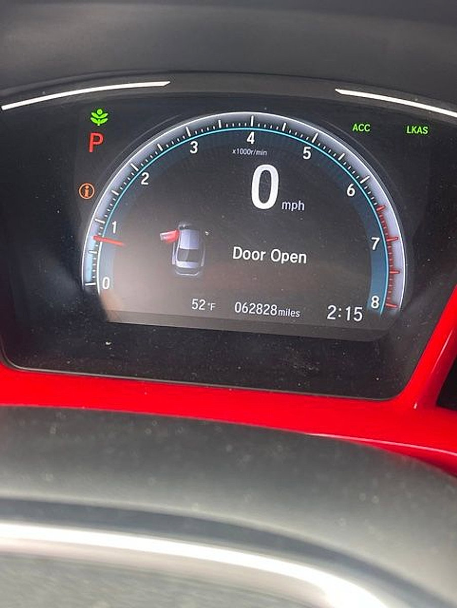 Used 2019 Honda Civic EX image 2