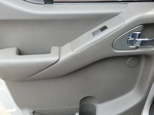 Used 2018 Nissan Frontier PRO-4X AWD/4WD image 15