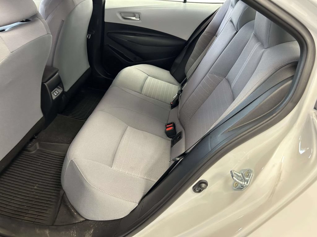 Certified 2026 Toyota Corolla SE FWD image 15