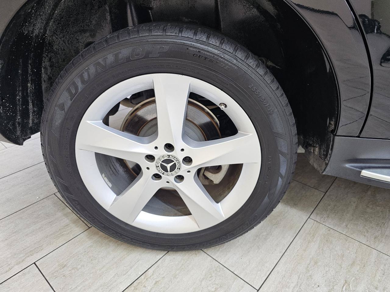 Used 2018 Mercedes-Benz GLE 350 w/ Premium 1 Package image 43