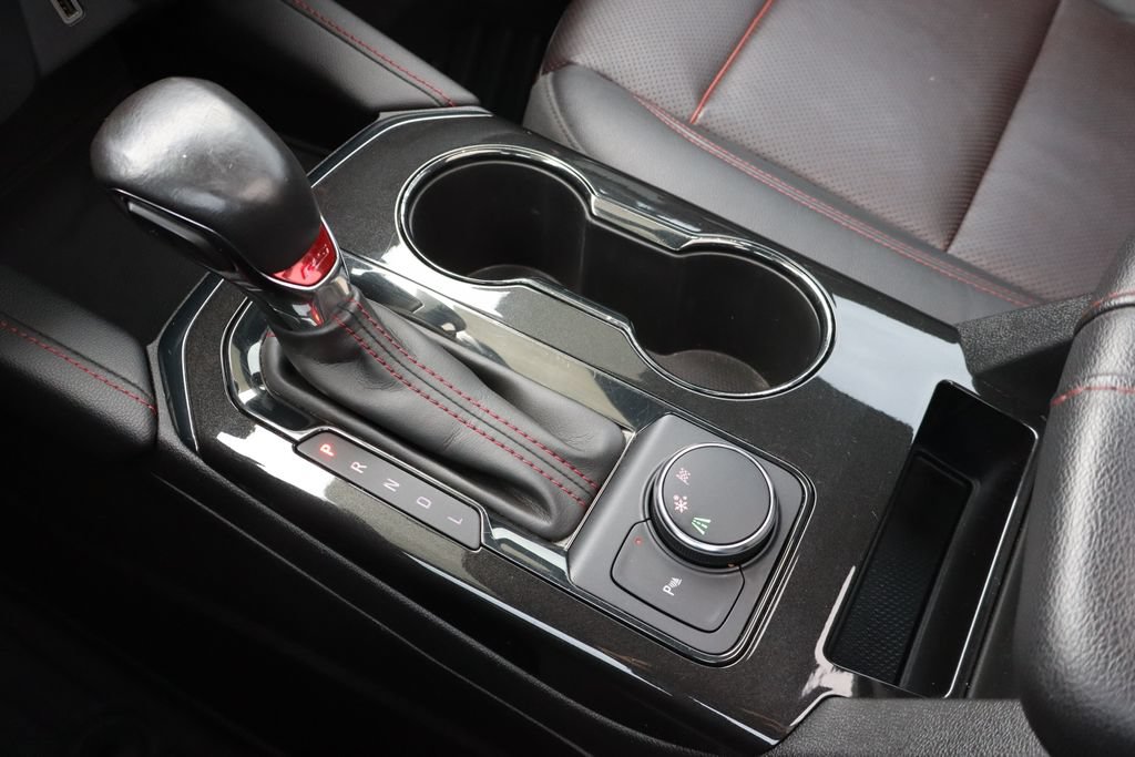 Used 2019 Chevrolet Blazer RS w/ Sun and Wheels Package FWD image 8