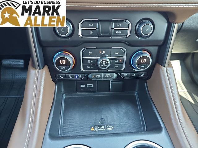 Used 2023 Chevrolet Tahoe High Country w/ Premium Package 2 AWD/4WD image 18