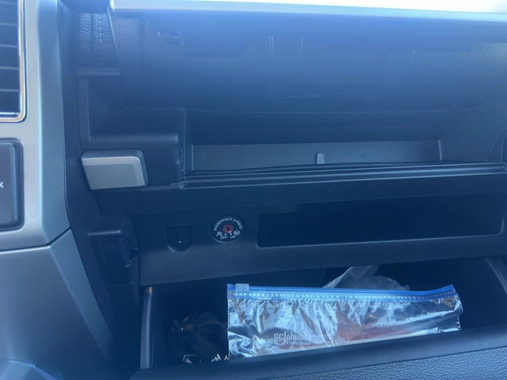 Used 2022 Ford F250 Lariat image 23