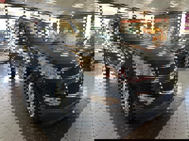 Used 2012 Chevrolet Traverse LT w/ All-Star Edition image 4