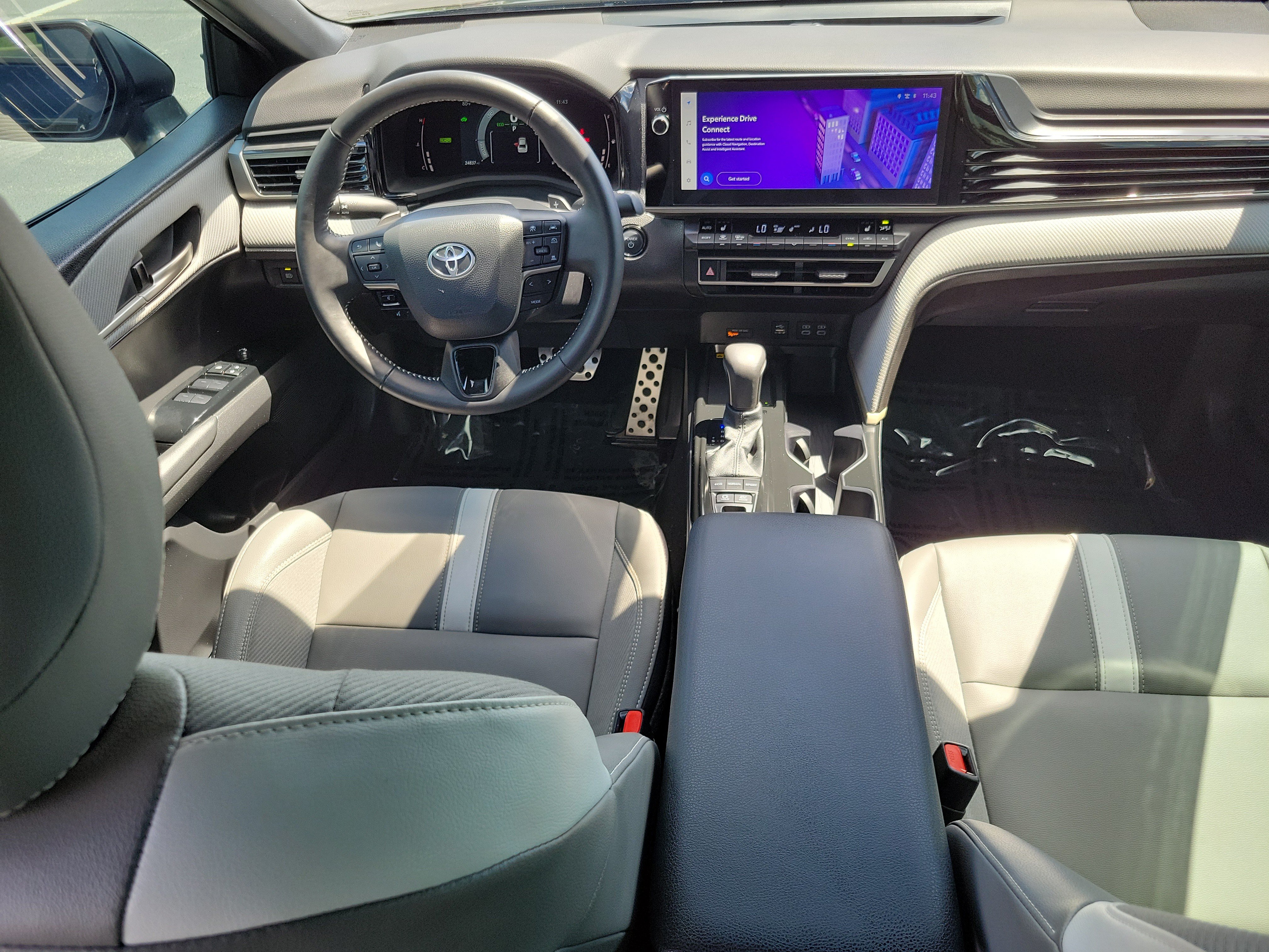 Certified 2025 Toyota Camry SE w/ Multimedia Upgrade Package FWD image 15