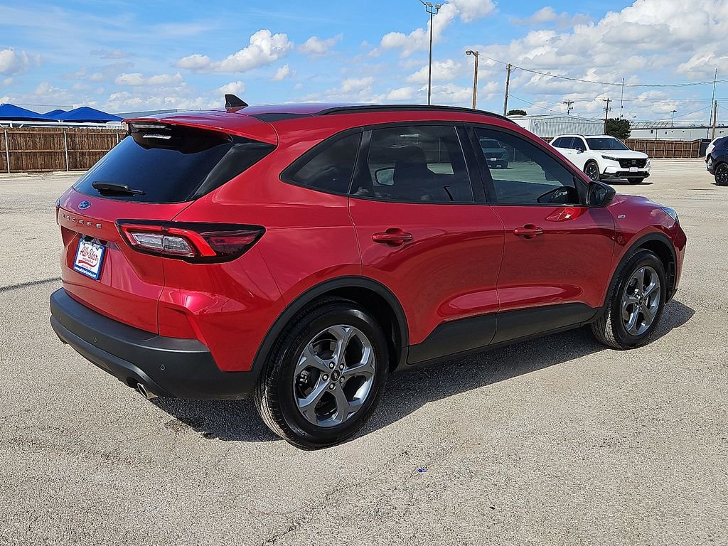 Used 2025 Ford Escape ST-Line w/ Tech Pack #1 image 8