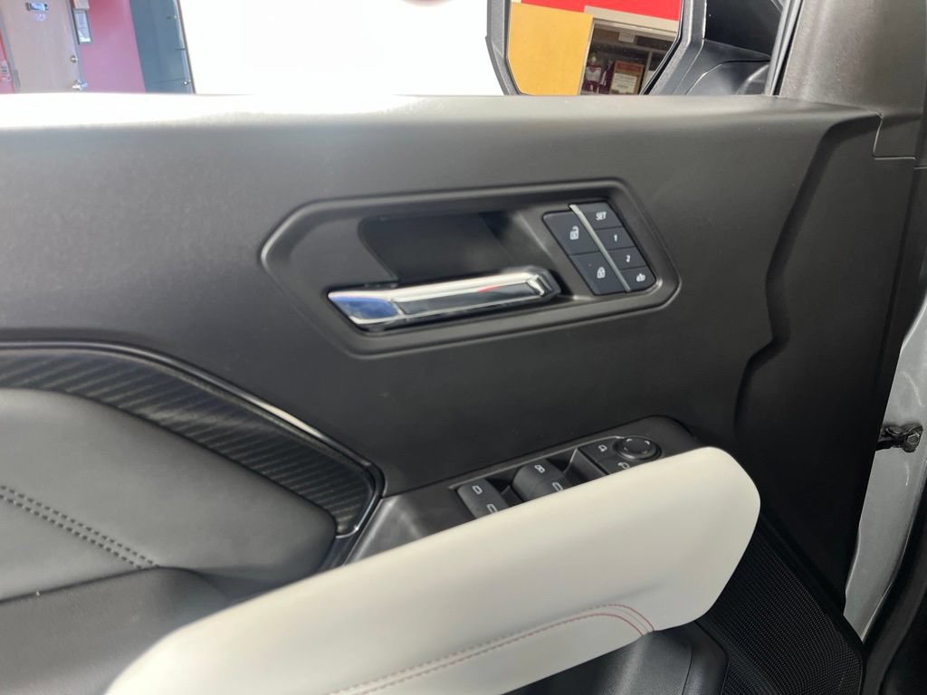 Certified 2024 GMC Canyon AT4X AWD/4WD image 24