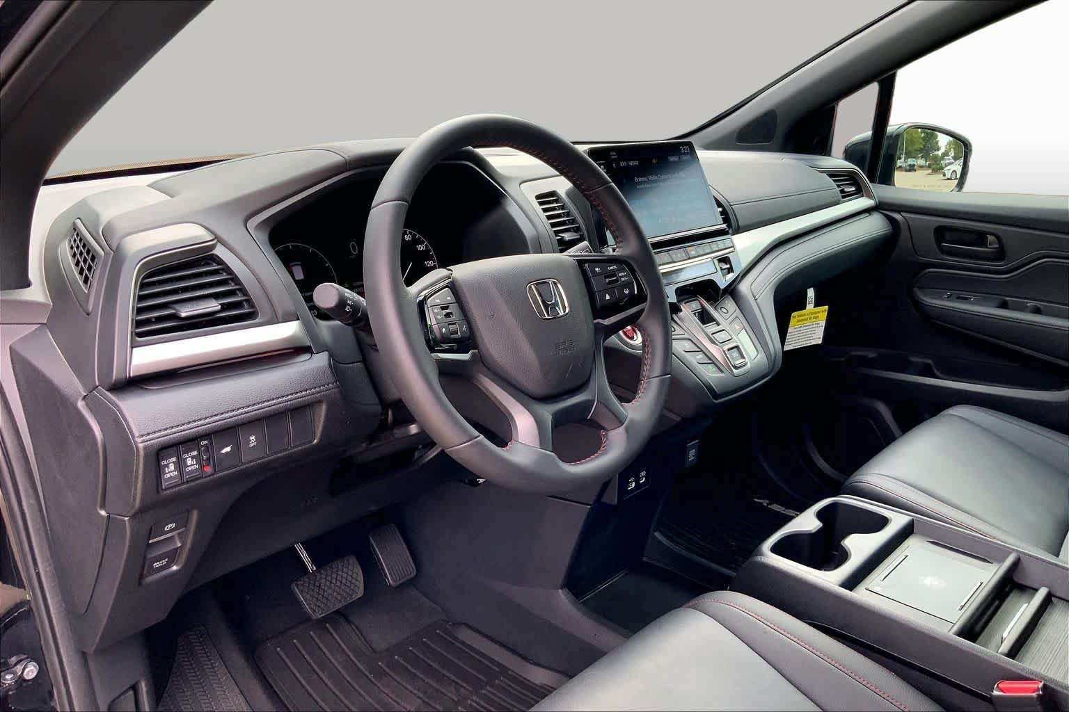 Used 2026 Honda Odyssey Sport-L image 18