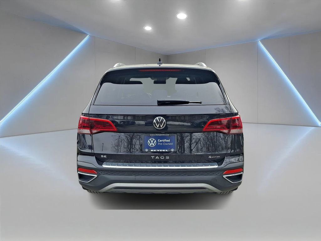 Certified 2022 Volkswagen Taos SE image 5