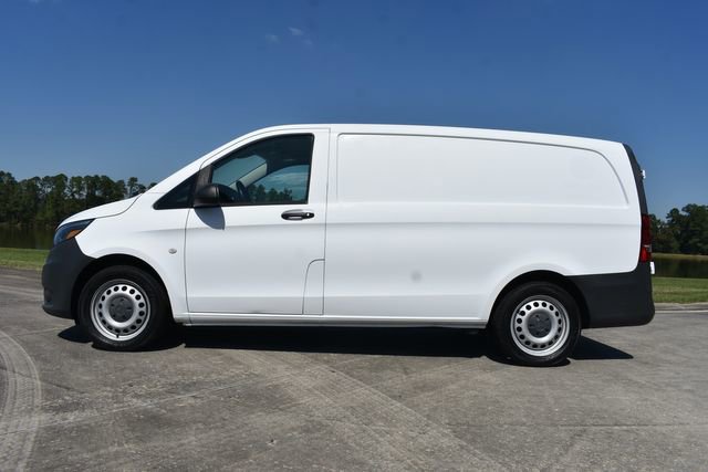 Used 2020 Mercedes-Benz Metris image 3