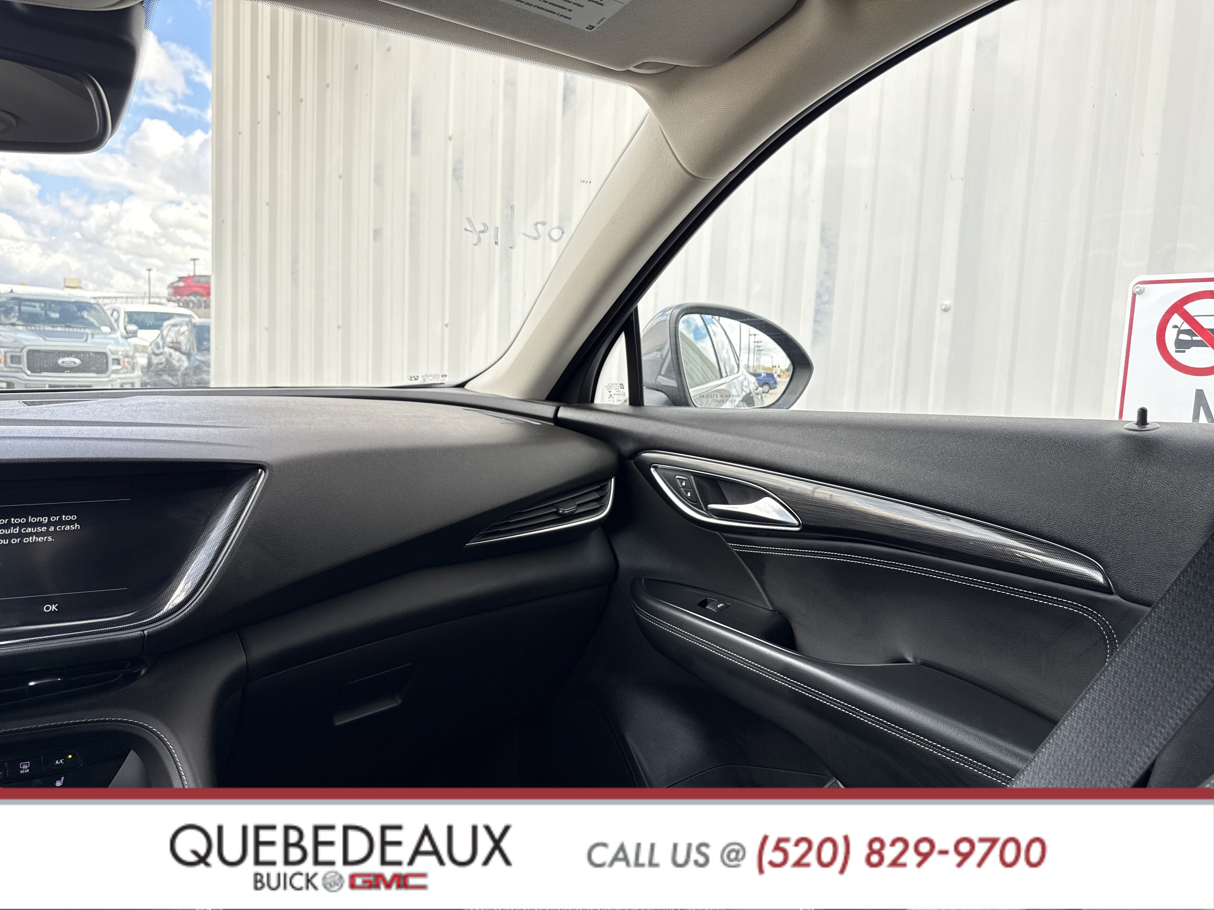 Used 2022 Buick Envision Preferred image 17